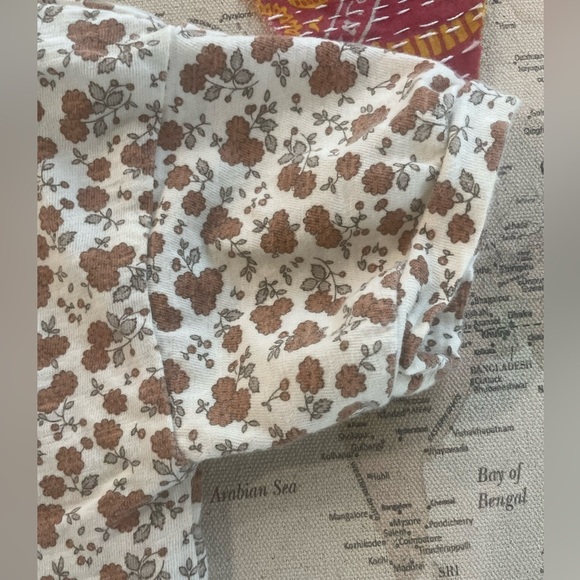 Rylee + Cru Ditzy Floral Kids Size 2/3 Short Sleeve T-Shirt - Picture 3 of 5